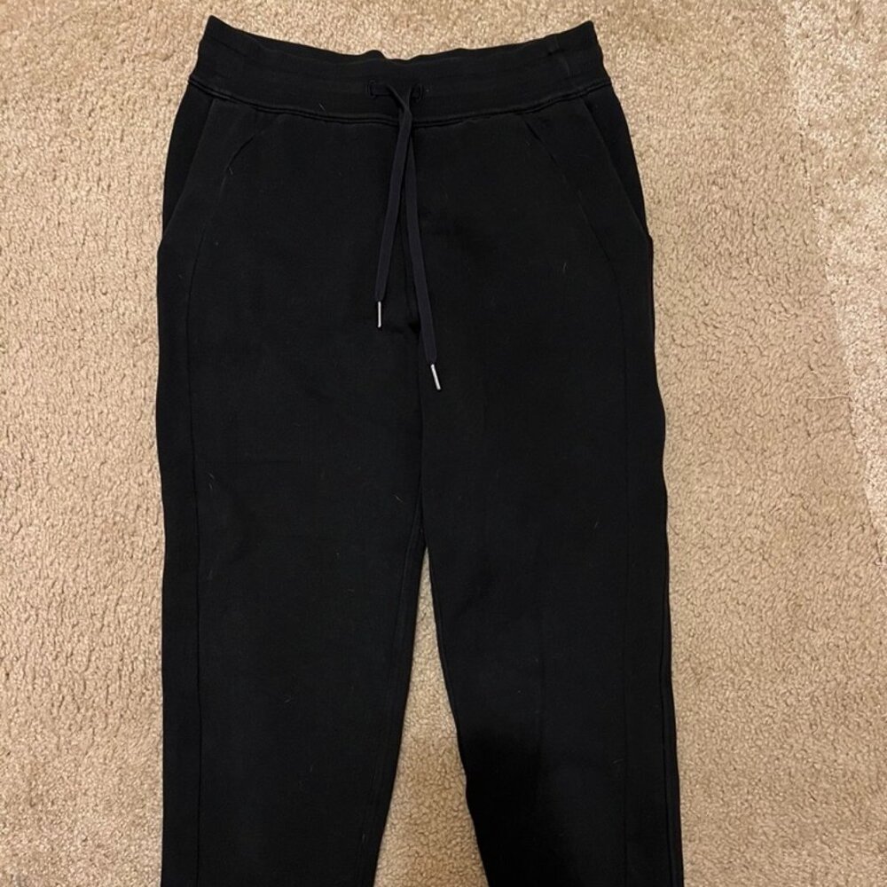 Lululemon Scuba Joggers- Blk- Sz 6